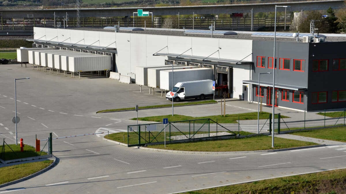 EOS Capital Partners: Συμφώνησε για το 70% της UTC International Transport – Στο τιμόνι παραμένει ο Ιωάννης Μίχος 1 EOS Capital Partners: Συμφώνησε για το 70% της UTC International Transport – Στο τιμόνι παραμένει ο Ιωάννης Μίχος