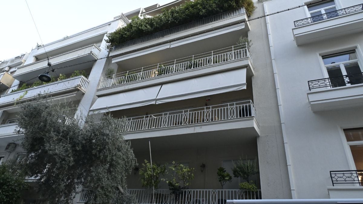 Υπόθεση Μαζωνάκη: Ο δικηγόρος αποδυναμώνει την κατάθεση της κόρης των γιατρών – «Εξυπηρετεί την υπερασπιστική στρατηγική των γονιών της» 9 Ιατρείο, Κολωνάκι