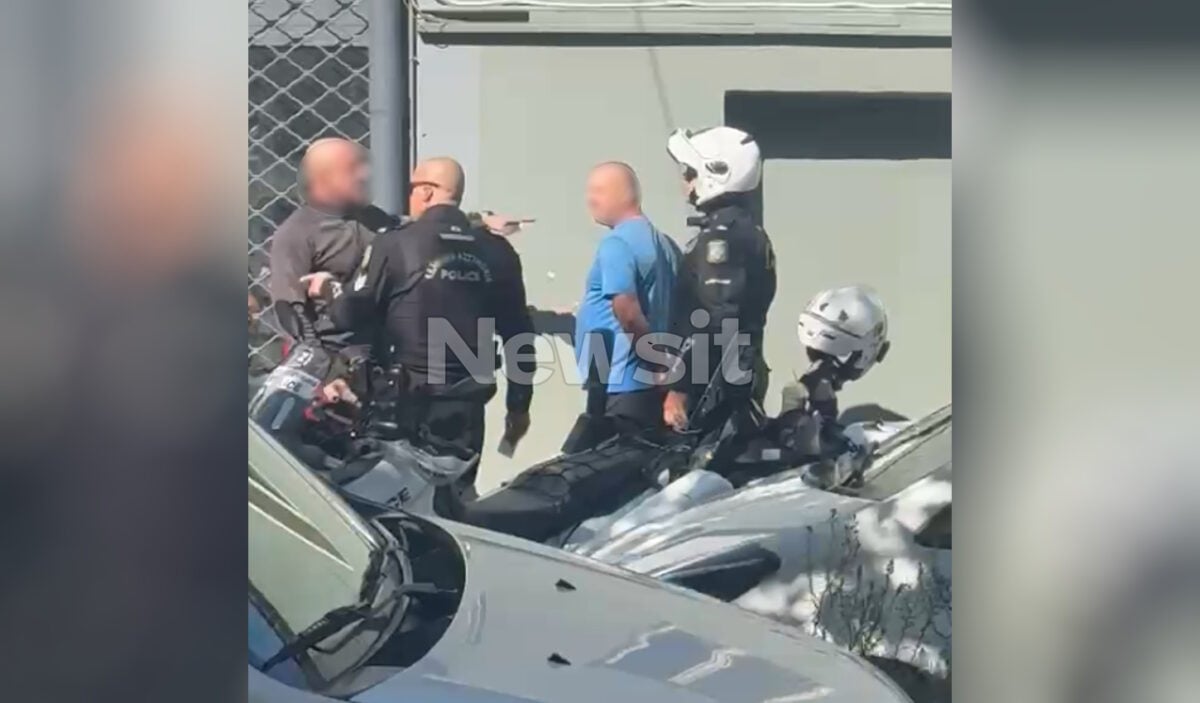 Ιερά Οδός: Νέα βίντεο με τον 55χρονο που απείλησε οδηγό με τσεκούρι – Η σύλληψή του καρέ καρέ