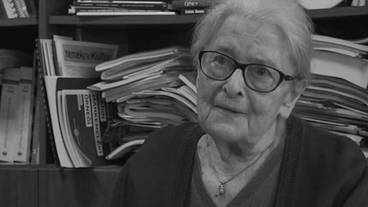 Ιωάννα Κουτσουράδη: Έφυγε από τη ζωή στα 89 της η Ελληνίδα φιλόσοφος στην Κωνσταντινούπολη 1 Ιωάννα Κουτσουράδη: Έφυγε από τη ζωή στα 89 της η Ελληνίδα φιλόσοφος στην Κωνσταντινούπολη