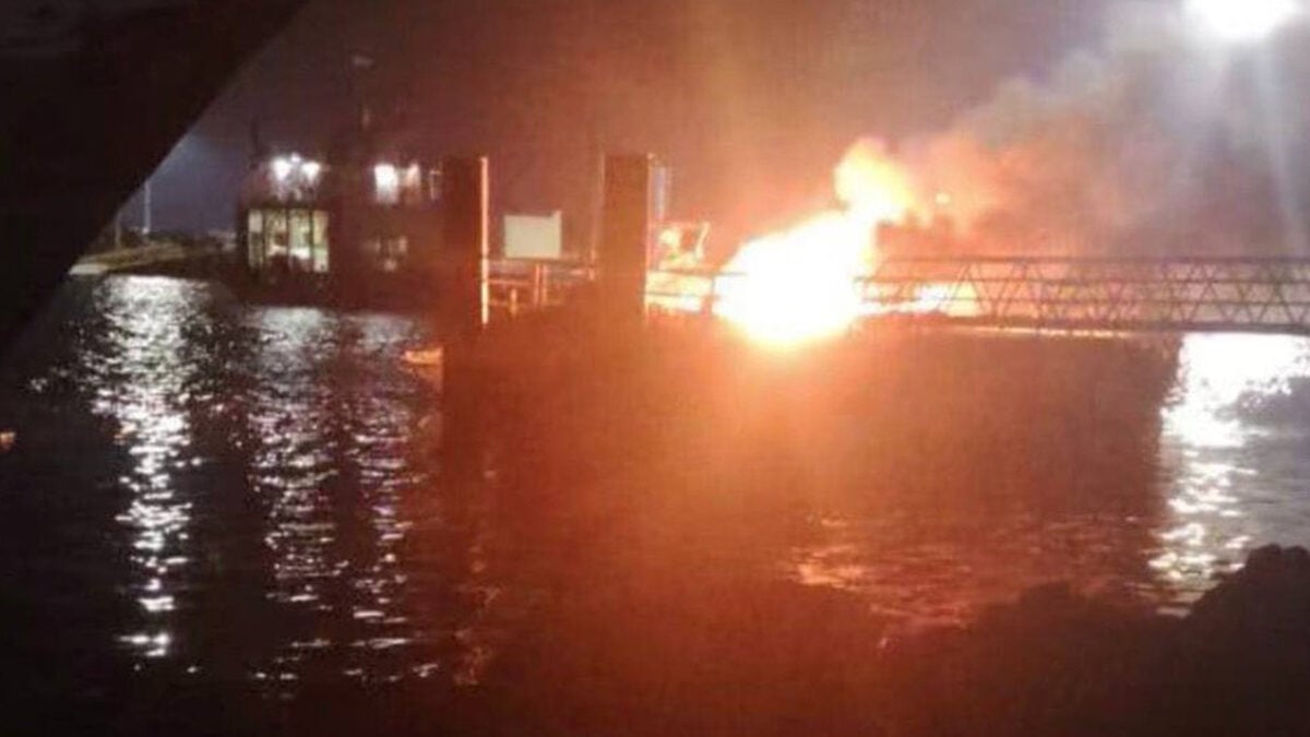 Ιράν: Αναφορές για εκρήξεις στην επαρχία Χορμοζγκάν κοντά στα Στενά του Ορμούζ 1 Ιράν: Αναφορές για εκρήξεις στην επαρχία Χορμοζγκάν κοντά στα Στενά του Ορμούζ