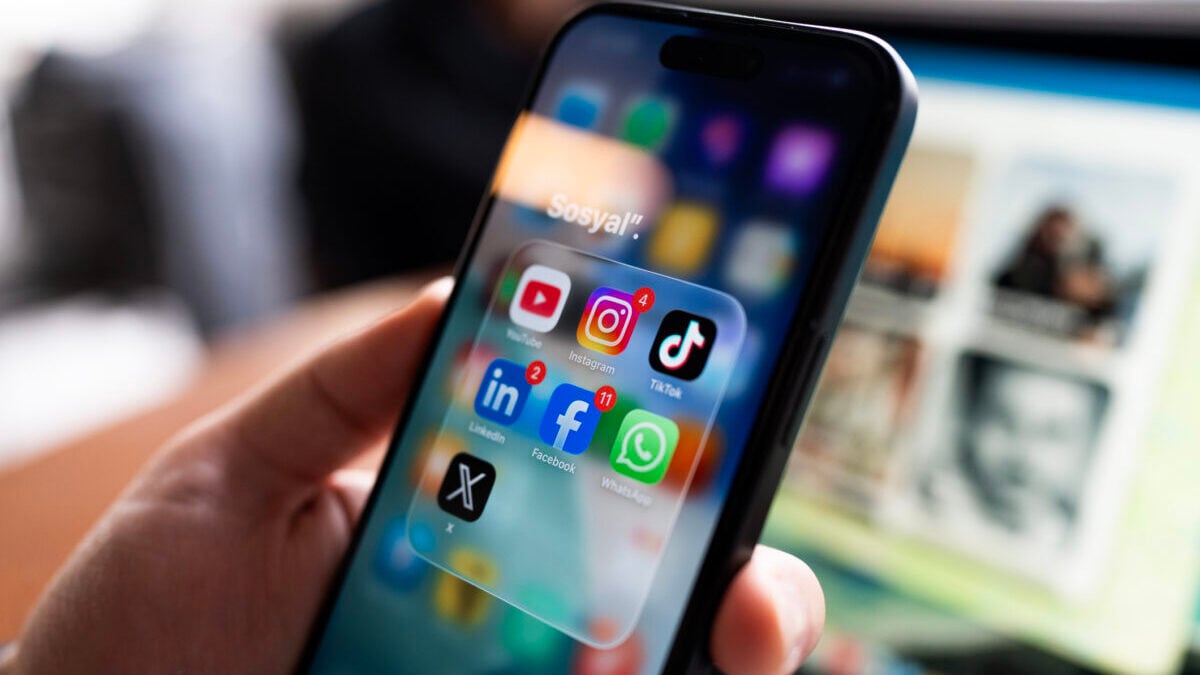 Απάτη 114 εκατ. ευρώ με smartphones: 5 συλλήψεις σε Κύπρο, Γερμανία και Ιταλία και κατασχέσεις στην Ελλάδα 1 Απάτη 114 εκατ. ευρώ με smartphones: 5 συλλήψεις σε Κύπρο, Γερμανία και Ιταλία και κατασχέσεις στην Ελλάδα