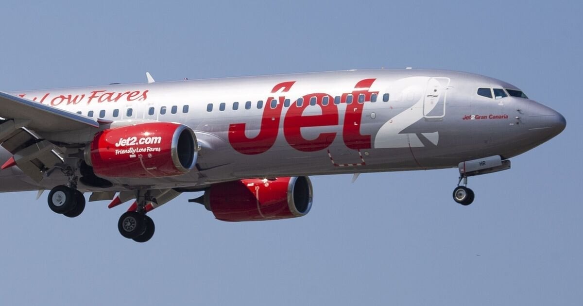 Daily Express: Πτήση της Jet2 από τη Σάμο για το Μάντσεστερ εκτράπηκε στο Σπλιτ