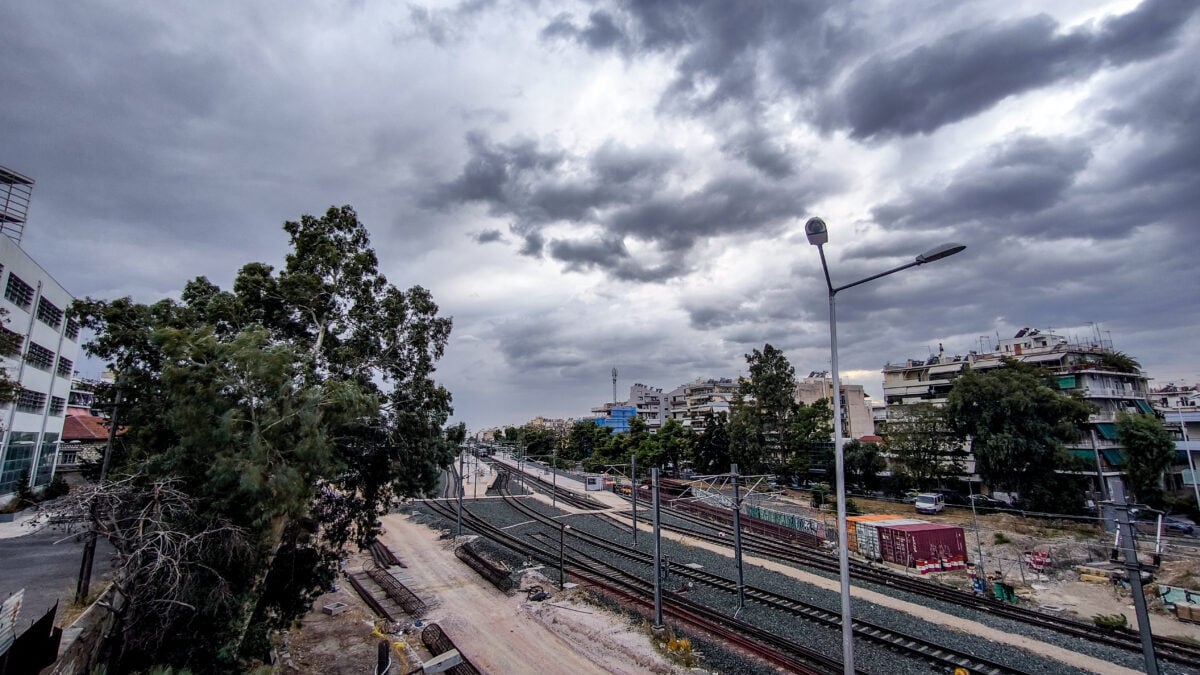 Καιρός αύριο: Νεφώσεις και βροχές στον Έβρο και τη Νότια Πελοπόννησο – Μικρή άνοδος της θερμοκρασίας 1 Καιρός αύριο: Νεφώσεις και βροχές στον Έβρο και τη Νότια Πελοπόννησο – Μικρή άνοδος της θερμοκρασίας