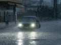 Ο καιρός επιδεινώνεται με καταιγίδες τη Δευτέρα – Πού θα συνεχιστούν οι βροχές την Τρίτη