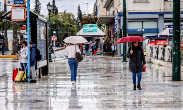 Καιρός: Επικίνδυνες καταιγίδες έως το βράδυ της Τετάρτης – Πέντε περιοχές στο επίκεντρο