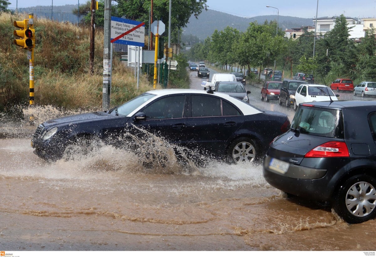 Κακοκαιρία: Έως 9 μποφόρ οι άνεμοι και καταιγίδες έως την Κυριακή σε Κρήτη και Δωδεκάνησα – Κόκκινη προειδοποίηση ΕΜΥ
