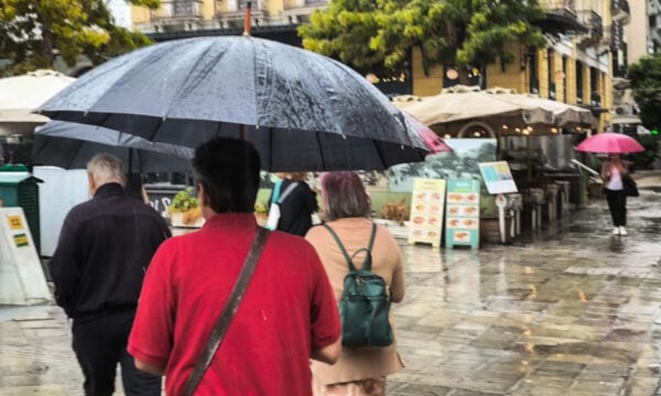 Καιρός αύριο: Βροχές σε Εύβοια, Αιγαίο και Κρήτη – Άνεμοι έως 6 μποφόρ στο Αιγαίο