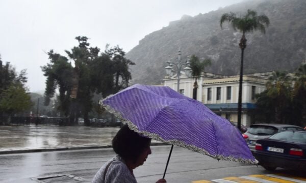 Καιρός: Βροχές και καταιγίδες έως την Πέμπτη – Σε κόκκινο συναγερμό 4 περιοχές