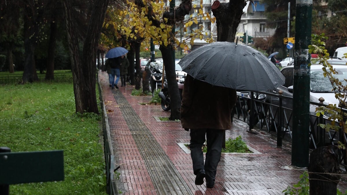 Καιρός αύριο: Καταιγίδες στα ηπειρωτικά και πτώση θερμοκρασίας – Στους 19 βαθμούς ο υδράργυρος στην Αττική 1 Καιρός αύριο: Καταιγίδες στα ηπειρωτικά και πτώση θερμοκρασίας – Στους 19 βαθμούς ο υδράργυρος στην Αττική