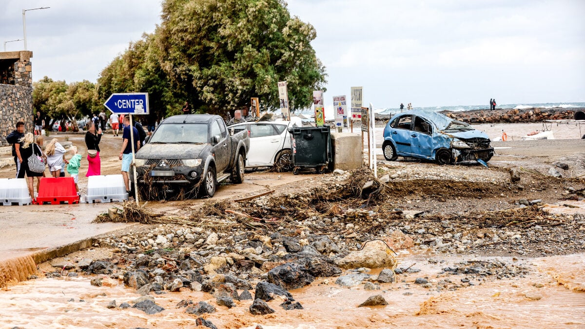 Κρήτη: Ισχυρή κακοκαιρία πλήττει Ρέθυμνο, Ηράκλειο και Λασίθι – Νεκρός ένας άνθρωπος και εκτεταμένες ζημιές 5 Κρήτη: Ισχυρή κακοκαιρία πλήττει Ρέθυμνο, Ηράκλειο και Λασίθι – Νεκρός ένας άνθρωπος και εκτεταμένες ζημιές