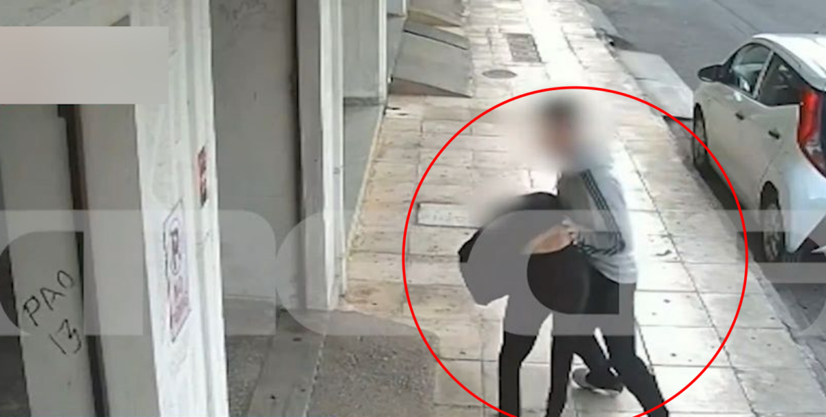Καλαμάτα: Άγριος ξυλοδαρμός 17χρονου από συμμαθητή του κοντά στο σπίτι του – Δείτε βίντεο 1 Καλαμάτα: Άγριος ξυλοδαρμός 17χρονου από συμμαθητή του κοντά στο σπίτι του – Δείτε βίντεο
