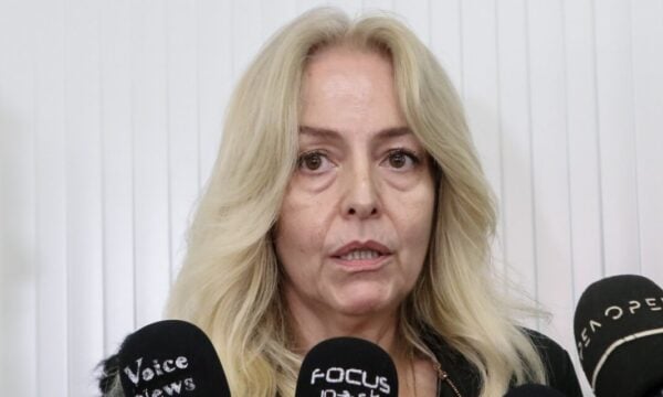 Δίκη για τα Τέμπη: Η μητέρα του Γεράσιμου Γεωργιάδη κατέθεσε για το τραύμα στο κεφάλι του, που ξεπερνά την εικόνα πυρηνικού ατυχήματος