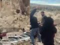 Καππαδοκία: Κατέρρευσε η Καμινάδα της Νεράιδας στην Τουρκία – Αναφορές για δύο νεκρούς