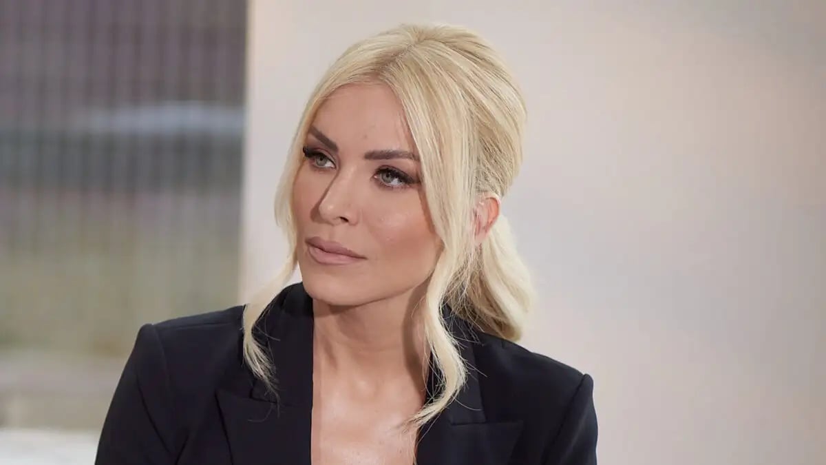 Κατερίνα Καινούργιου: Αποχαιρέτησε στα μαύρα και χωρίς μουσική τον Βαρδινογιάννη – «Καλό ταξίδι στον καπετάνιο μας»