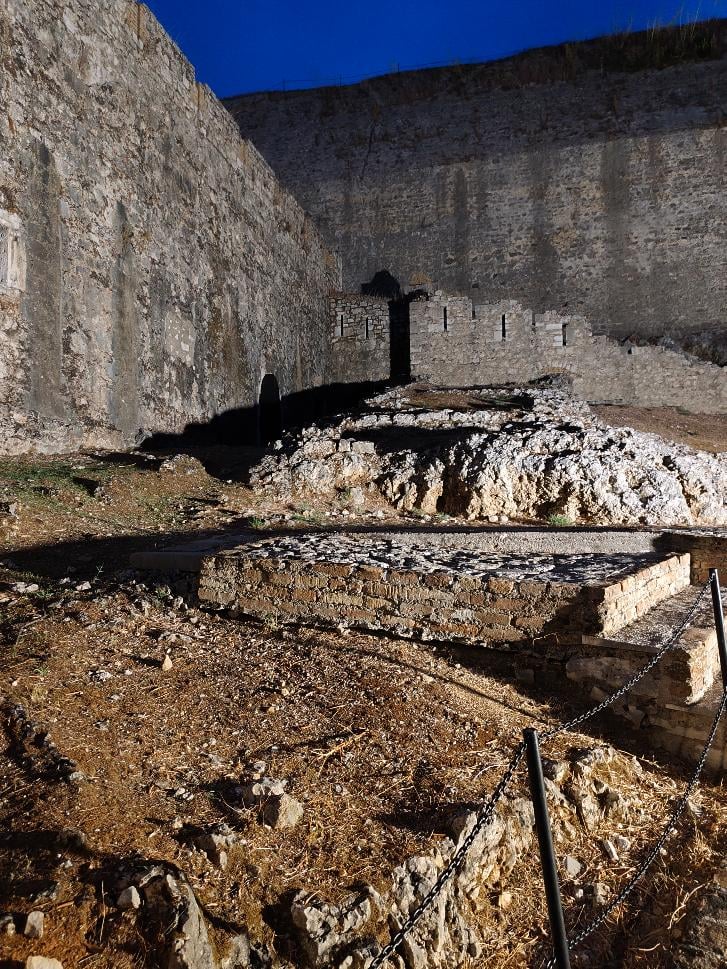 Κέρκυρα: Τα ενετικά φρούρια έγιναν καταφύγια στον Β΄ Παγκόσμιο Πόλεμο – 28η Οκτωβρίου 15 Κέρκυρα: Τα ενετικά φρούρια έγιναν καταφύγια στον Β΄ Παγκόσμιο Πόλεμο – 28η Οκτωβρίου