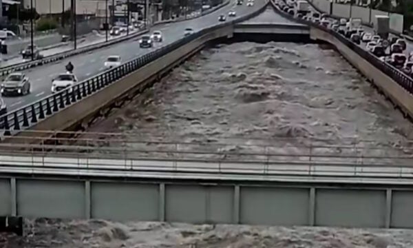 Κηφισός: Η κακοκαιρία φούσκωσε το ποτάμι – Σε επιφυλακή οι αρχές