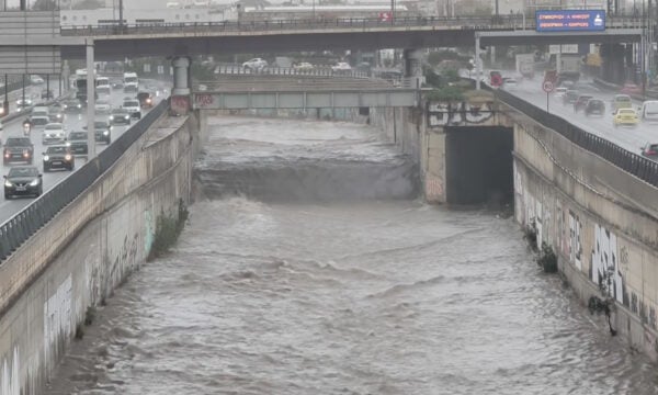 Κηφισός: Αυξημένη ροή νερού λόγω κακοκαιρίας – Η στάθμη παραμένει σε ασφαλή επίπεδα