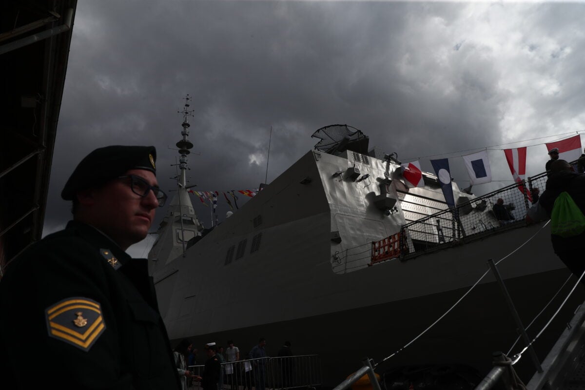 Φρεγάτα «Κίμων»: Κοσμοσυρροή στη Θεσσαλονίκη – Θα είναι ανοικτή για το κοινό μέχρι την Τρίτη 13 Φρεγάτα «Κίμων»: Κοσμοσυρροή στη Θεσσαλονίκη – Θα είναι ανοικτή για το κοινό μέχρι την Τρίτη