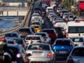 Κίνηση στους δρόμους: Ουρές σε Κηφισό, Κηφισίας και Κατεχάκη – Στο «κόκκινο» το κέντρο της Αθήνας