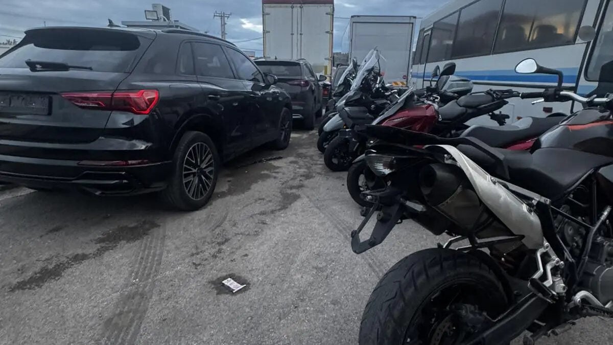 Αττική: Συμμορία έκλεβε αυτοκίνητα και μηχανές με λεία άνω των 350.000 ευρώ – Πώς τα έκανε «αόρατα» 5 Αττική: Συμμορία έκλεβε αυτοκίνητα και μηχανές με λεία άνω των 350.000 ευρώ – Πώς τα έκανε «αόρατα»