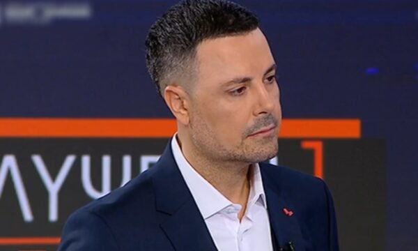Υπόθεση Μαζωνάκη: Πρώην εργαζόμενη της κλινικής εμφανίστηκε για πρώτη φορά με το πρόσωπό της – «Ανησυχούσαμε ότι θα συμβεί θάνατος»