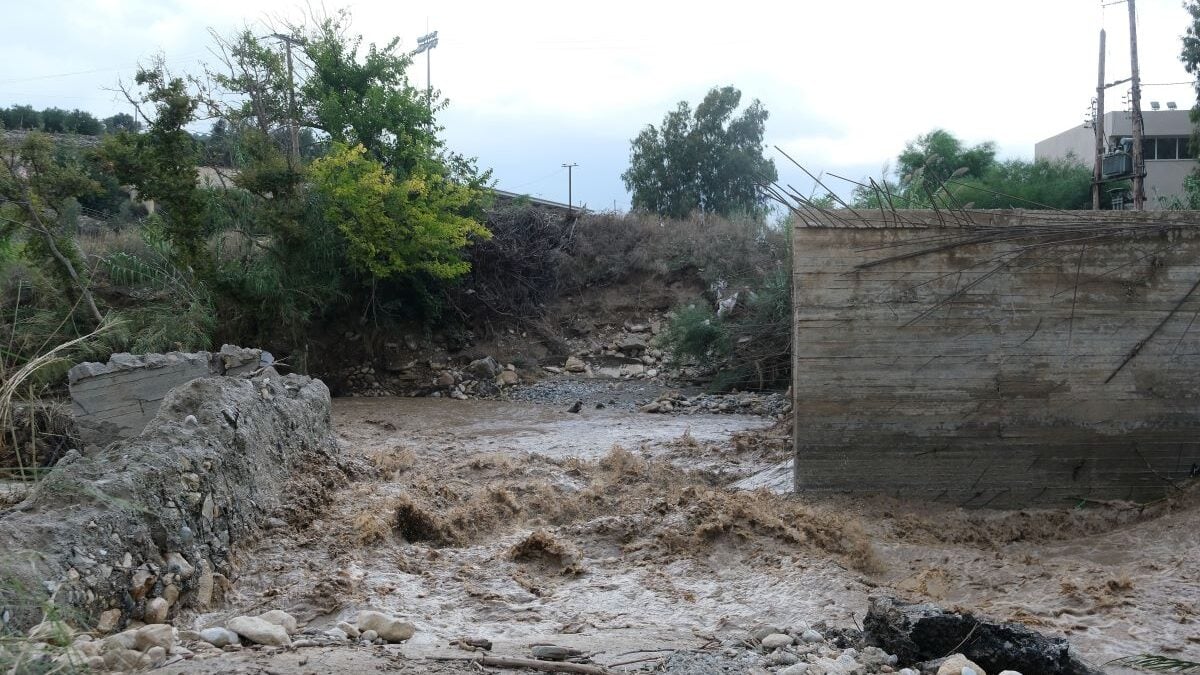 Κακοκαιρία: Η Κρήτη σε επιφυλακή για δεύτερο γύρο βροχών από το απόγευμα – Οι κάτοικοι μετρούν τις πληγές τους, φόβοι για νέες πλημμύρες 5 Κακοκαιρία: Η Κρήτη σε επιφυλακή για δεύτερο γύρο βροχών από το απόγευμα – Οι κάτοικοι μετρούν τις πληγές τους, φόβοι για νέες πλημμύρες