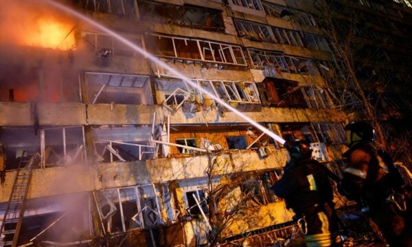 Κίεβο: Μία νεκρή και δύο τραυματίες από ρωσικές πυραυλικές επιθέσεις – Ζημιές και στο μετρό
