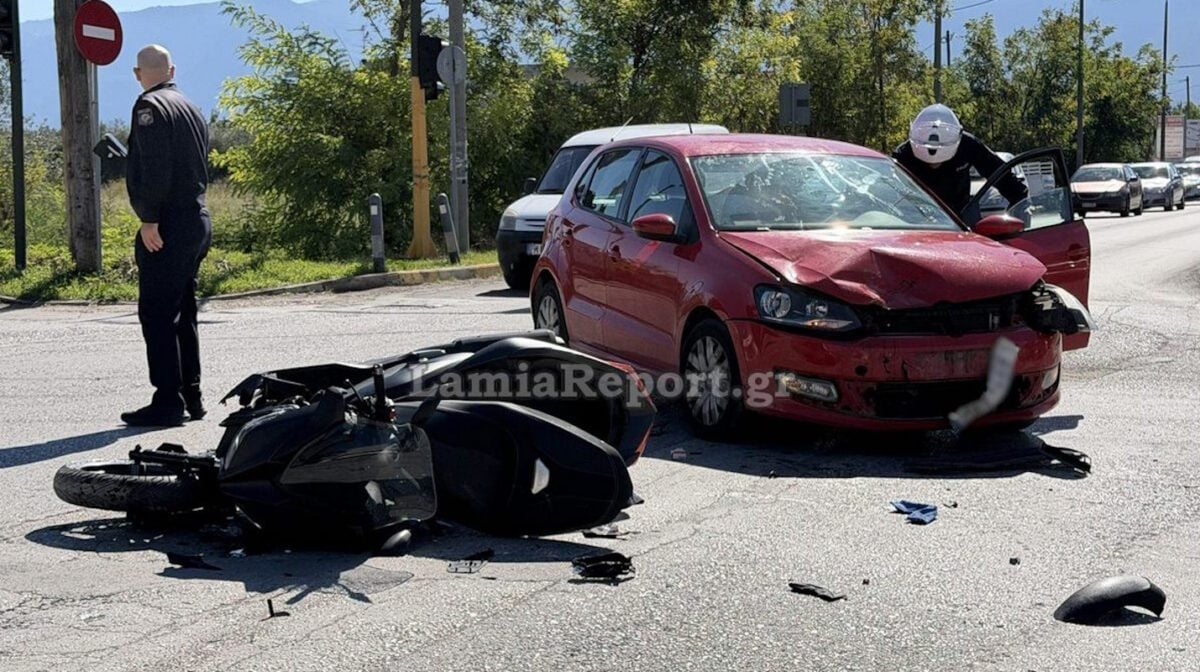 Λαμία: Σύγκρουση αυτοκινήτου με μηχανή σε διασταύρωση – Στο νοσοκομείο τραυματισμένοι οι δύο οδηγοί 14 Λαμία