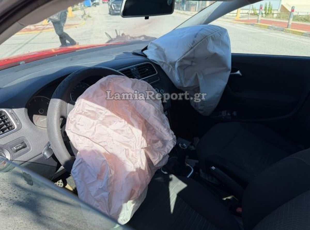 Λαμία: Σύγκρουση αυτοκινήτου με μηχανή σε διασταύρωση – Στο νοσοκομείο τραυματισμένοι οι δύο οδηγοί 17 Λαμία