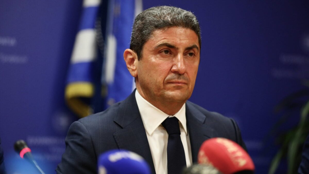 Αυγενάκης για χειραγώγηση αγώνων: «Δεν μπορώ να γνωρίζω για το αν υπήρχε χειραγώγηση αγώνων» – «Η διερεύνηση υποθέσεων ανήκει στη Δικαιοσύνη» 1 Αυγενάκης για χειραγώγηση αγώνων: «Δεν μπορώ να γνωρίζω για το αν υπήρχε χειραγώγηση αγώνων» – «Η διερεύνηση υποθέσεων ανήκει στη Δικαιοσύνη»