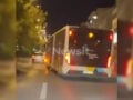 Λεωφόρος Μεσογείων: Βίντεο δείχνει λεωφορείο να περνά δύο κόκκινα φανάρια και να κάνει επικίνδυνους ελιγμούς