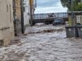 Λέσβος: Υπερχείλισε ποτάμι στη Σκάλα Ερεσού και παρέσυρε αυτοκίνητο – Δείτε βίντεο