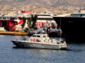 Πειραιάς: Ένα αυτοκίνητο έπεσε στο λιμάνι – Ένας νεκρός και δύο εγκλωβισμένοι