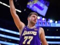 Λούκα Ντόντσιτς: Έβαλε 52 πόντους στη νίκη των Λέικερς στην έδρα των Τζαζ – Δείτε βίντεο