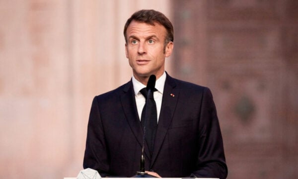 Μακρόν: Η G7 θα αποδεσμεύσει έως 100 εκατ. βαρέλια ντίζελ και αργού από τα αποθέματά της σε 4 μήνες