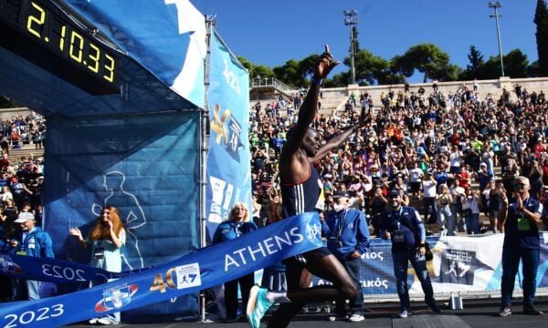 Αυθεντικός Μαραθώνιος Αθήνας: Επιστρέφουν οι ελίτ δρομείς στην ιστορική διαδρομή και απειλούν τα ρεκόρ – Τα χρηματικά έπαθλα