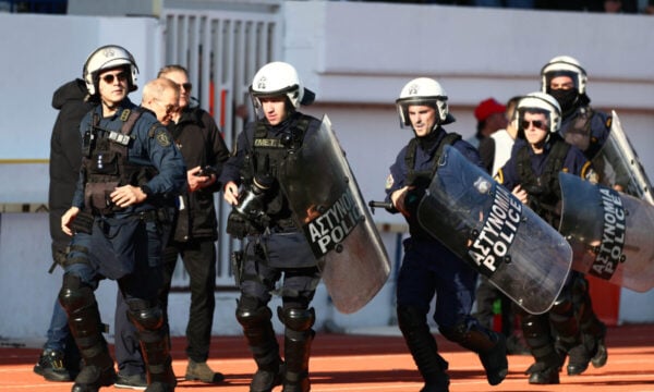 Μυτιλήνη: Εφτά συλλήψεις για οπαδική βία μετά την επίθεση σε 25χρονο