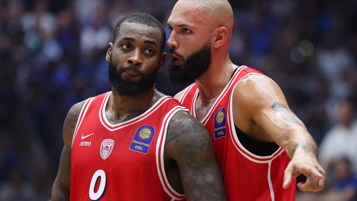 Ηρακλής – Ολυμπιακός 68-78: Οι Πειραιώτες γύρισαν το ματς και νίκησαν στην πρεμιέρα της GBL 1 Ηρακλής – Ολυμπιακός 68-78: Οι Πειραιώτες γύρισαν το ματς και νίκησαν στην πρεμιέρα της GBL