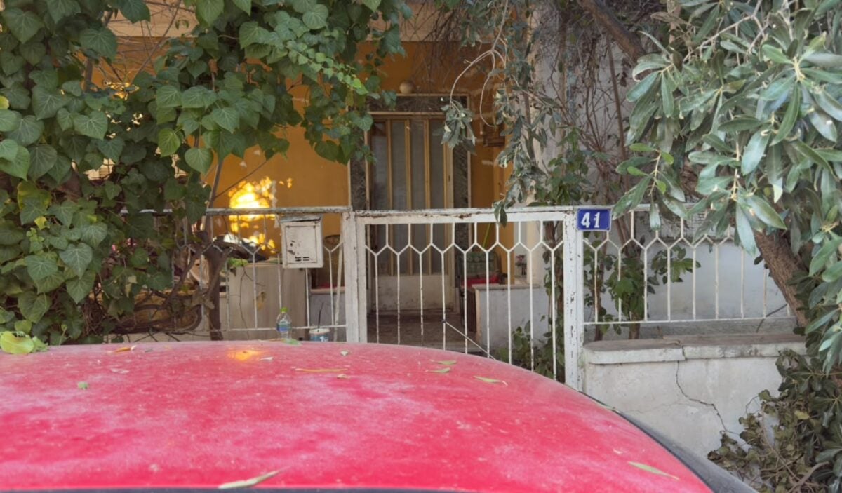 Μενίδι: Αντιφάσεις στην κατάθεση του 62χρονου για τη δολοφονία της μητέρας του – Είπε ότι τους επιτέθηκαν δύο άγνωστοι