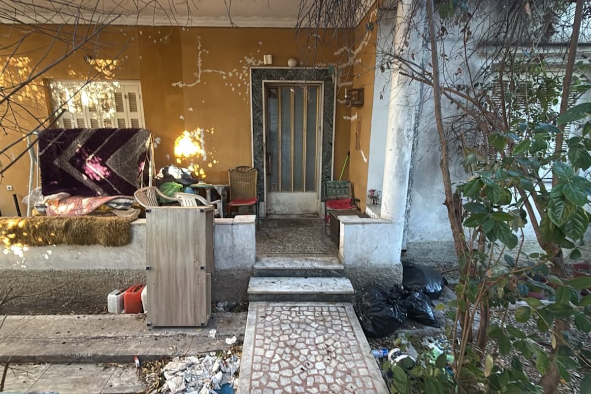 Μενίδι: Την ξυλοκόπησαν και στη συνέχεια την έπνιξαν – Τα πρώτα ευρήματα της ιατροδικαστικής εξέτασης για την 89χρονη
