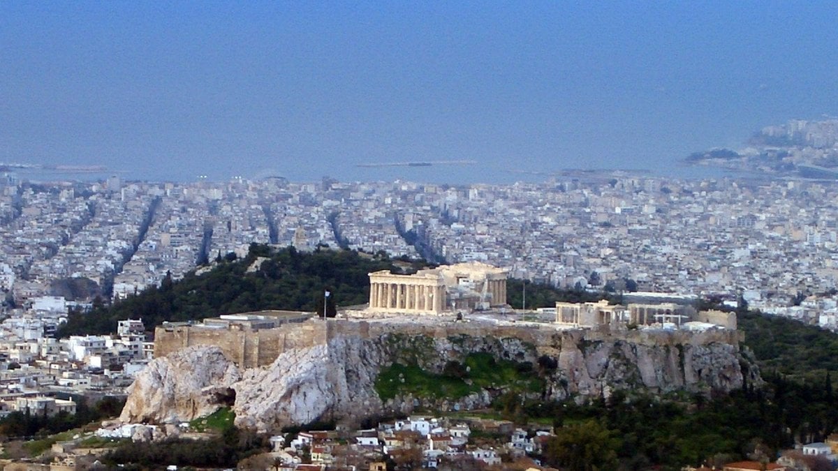 Μεταφορά πρωτεύουσας από Ναύπλιο στην Αθήνα: Γιατί επιλέχθηκε μια πόλη με ερείπια 1 Μεταφορά πρωτεύουσας από Ναύπλιο στην Αθήνα: Γιατί επιλέχθηκε μια πόλη με ερείπια
