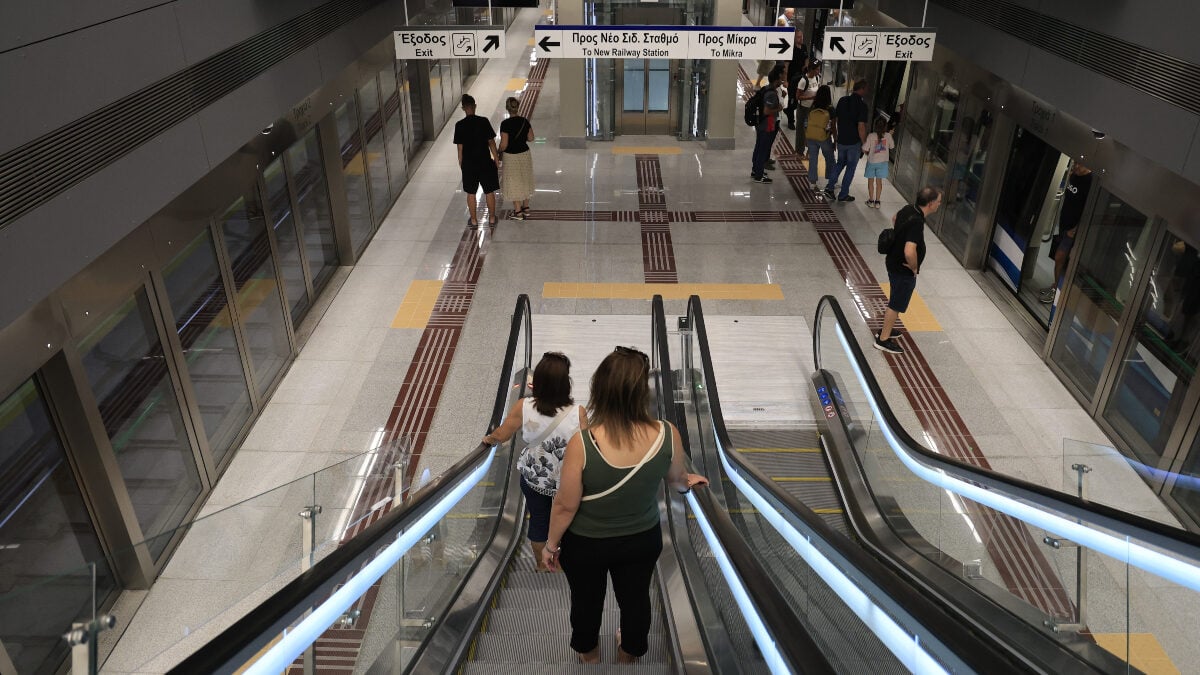 Θεσσαλονίκη: Αποκαταστάθηκαν τα δρομολόγια του Μετρό μετά την προσωρινή διακοπή 1 Θεσσαλονίκη: Αποκαταστάθηκαν τα δρομολόγια του Μετρό μετά την προσωρινή διακοπή