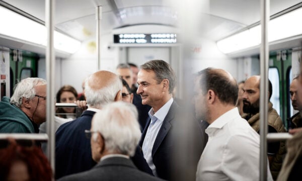 Κυριάκος Μητσοτάκης: 14 συρμοί του Ηλεκτρικού ανακατασκευάζονται – Στόχος η μείωση των χρονοαποστάσεων