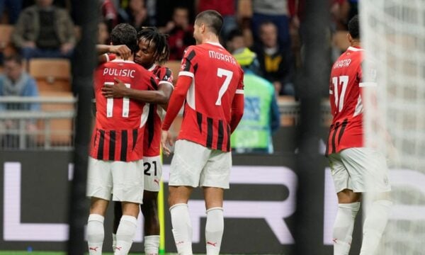 Μίλαν – Ίντερ 3-1: Η Μίλαν πήρε το ντέρμπι και πλησίασε την κορυφή της Serie A