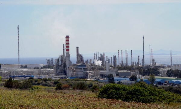 Έκρηξη στη Motor Oil: Χειρουργήθηκαν οι δύο τραυματίες εργάτες – Στη ΜΕΘ ο ένας