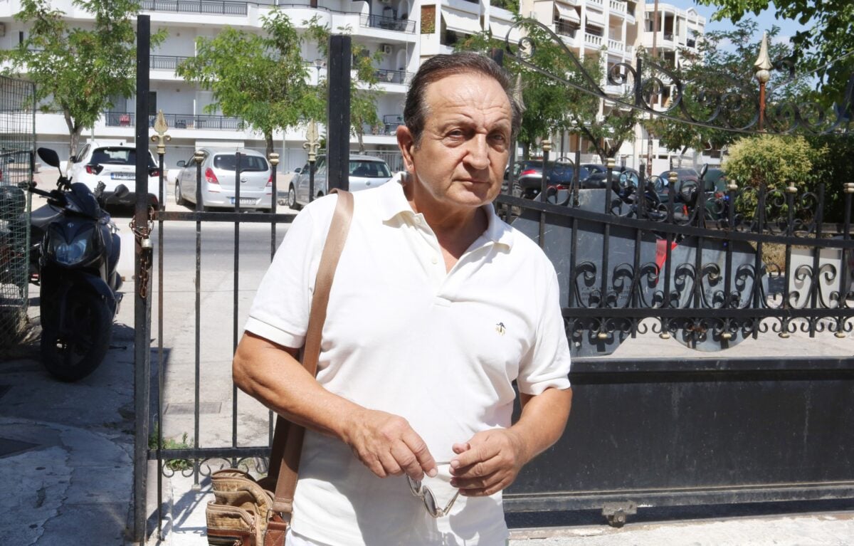 Σπύρος Μπιμπίλας για Πέτρο Φιλιππίδη: «Κάθε είδους ύβρεις και προσβολές με αφήνουν αδιάφορο»