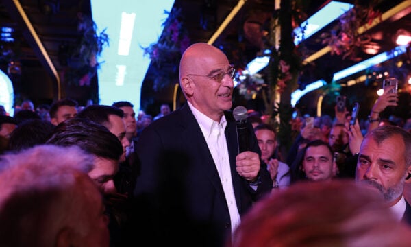 Άλιμος: Ο Νίκος Δένδιας μίλησε για την αφοσίωσή του σε Καραμανλή, Σαμαρά και Μητσοτάκη