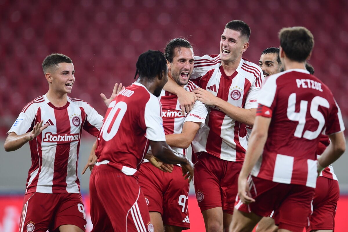 Super League: Πώς διαμορφώθηκε η βαθμολογία μετά τις νίκες Παναθηναϊκού και Ολυμπιακού και τη «γκέλα» του ΠΑΟΚ – Δείτε φάσεις και γκολ