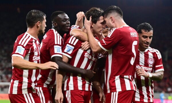 Super League: Η νίκη του Ολυμπιακού επί του Παναθηναϊκού φέρνει ανακατατάξεις στην κορυφή – Δείτε φάσεις και γκολ